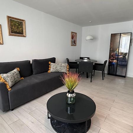 2Rooms Apartment Calea Victoriei - Atheneum Bucharest Exterior photo